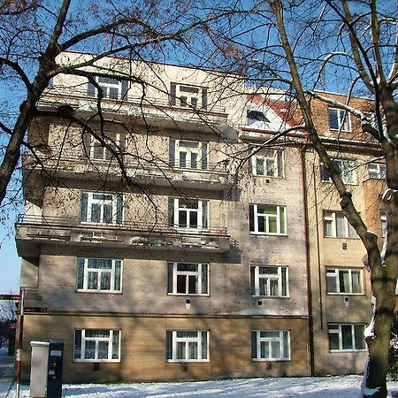 Penzion Rafael Poděbrady Extérieur photo